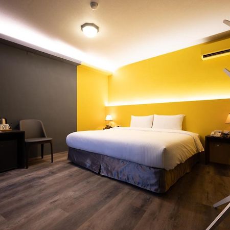Motel 東旅驛棧 Jiaoxi Exterior foto