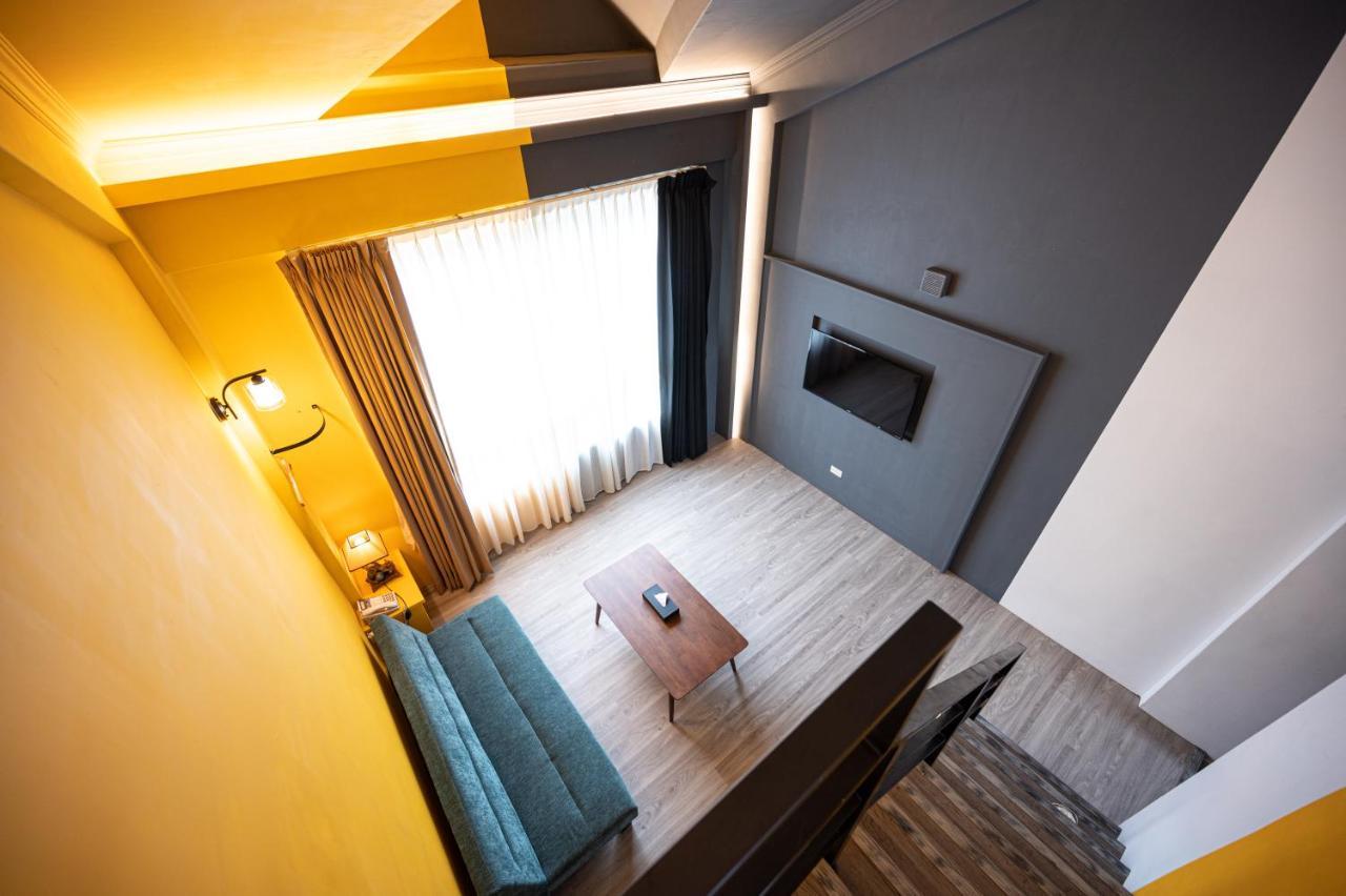 Motel 東旅驛棧 Jiaoxi Exterior foto