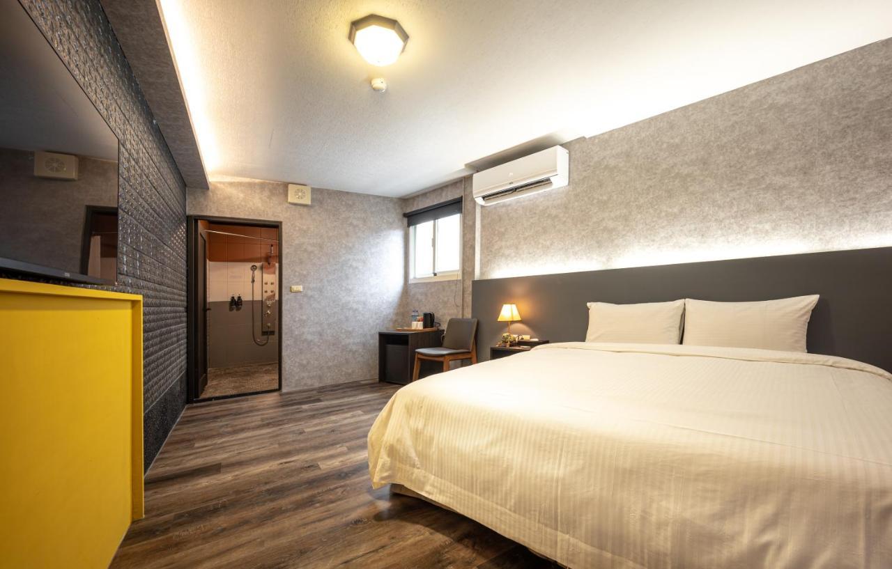 Motel 東旅驛棧 Jiaoxi Exterior foto