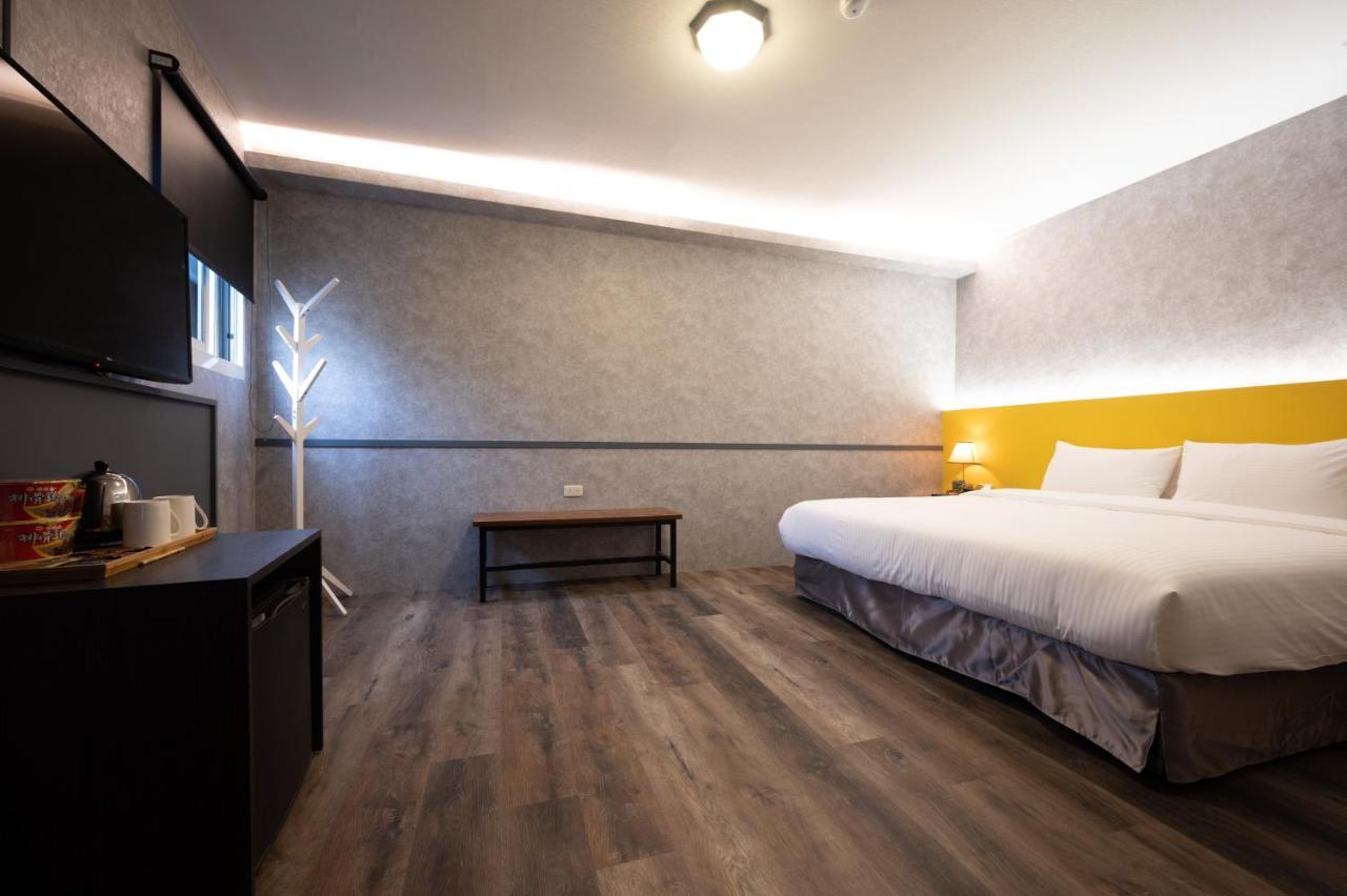 Motel 東旅驛棧 Jiaoxi Exterior foto